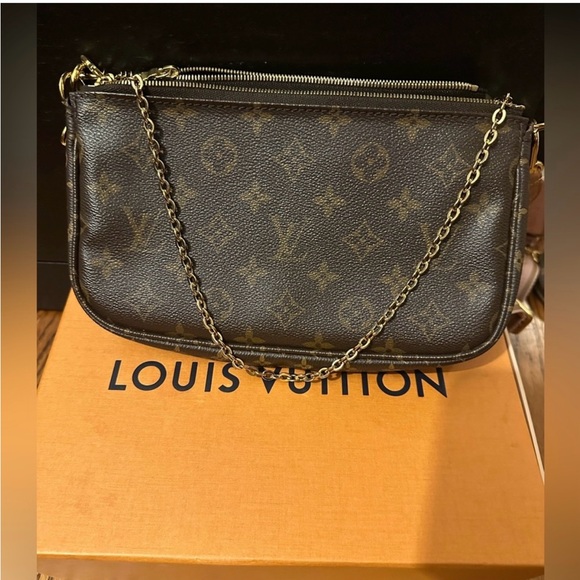 Louis Vuitton multi pochette. Monogram with pink strap - Picture 14 of 15